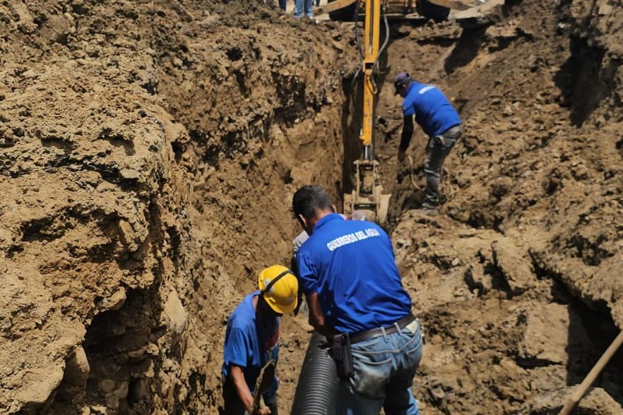 Gobierno Bolivariano sustituye 84 metros de colectores en Táchira