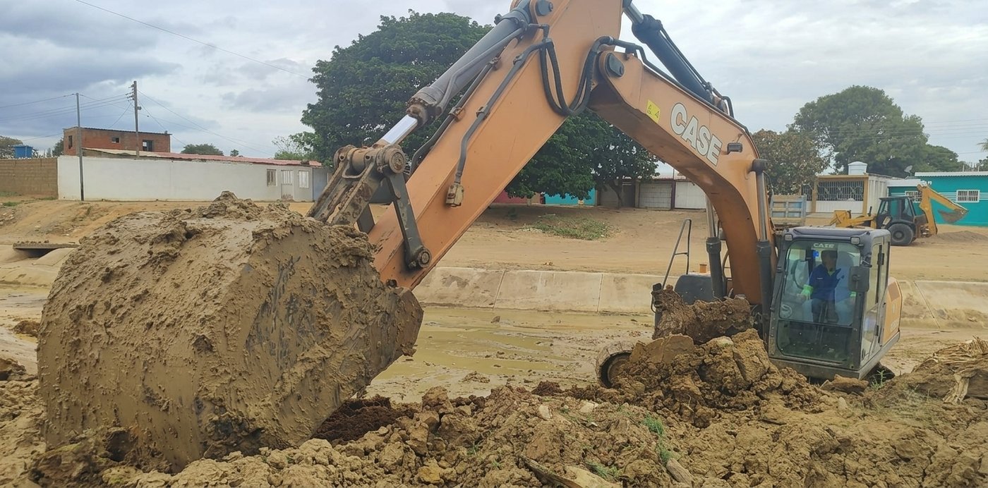 Gobierno Bolivariano optimiza sistema de aguas servidas en El Renacer de Falcón