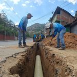 Avanza instalación de colectores en El Junquito para mejorar recolección de aguas servidas 